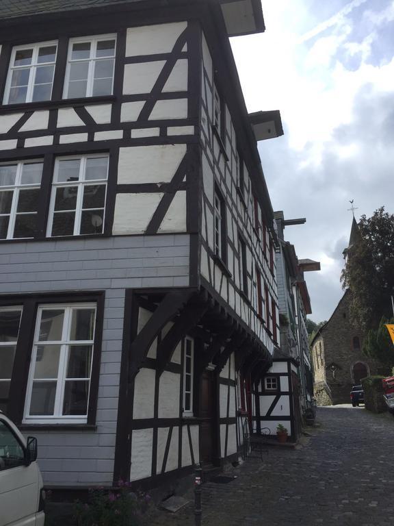 Haus Wunschlos Kirchstrasse Monschau Bagian luar foto